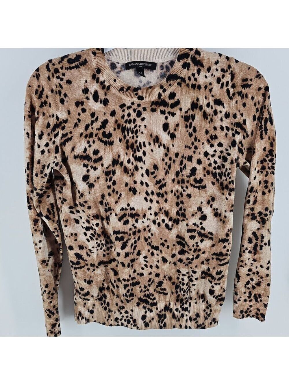 Banana Republic Leopard Print Sweater XS Tan Black Cotton Crewneck - Picture 3 of 9